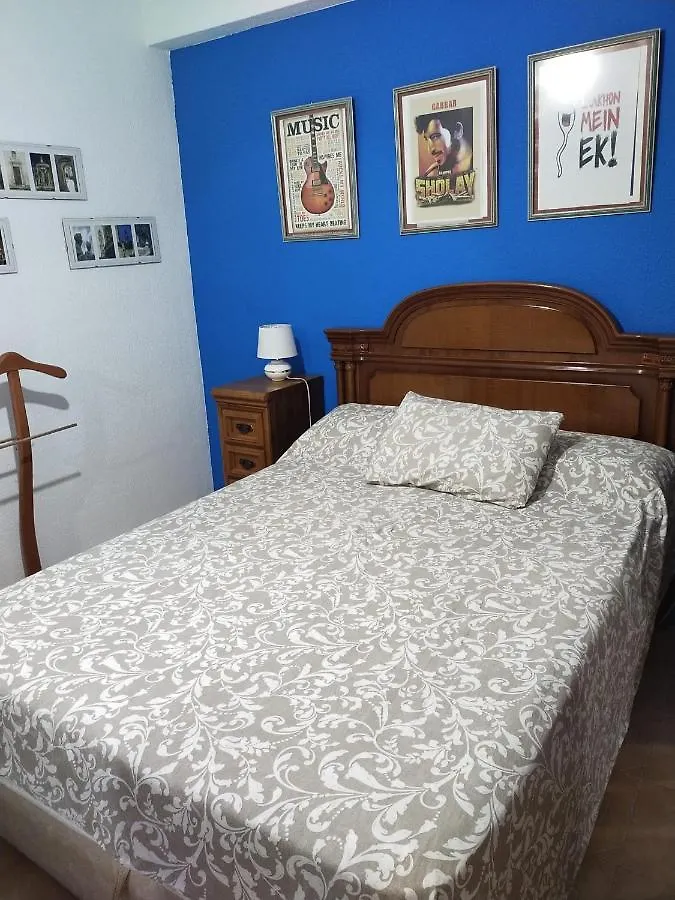 Apartment An Indian Bollywood Sevilla Experience - For Families, Couples & Business Trips