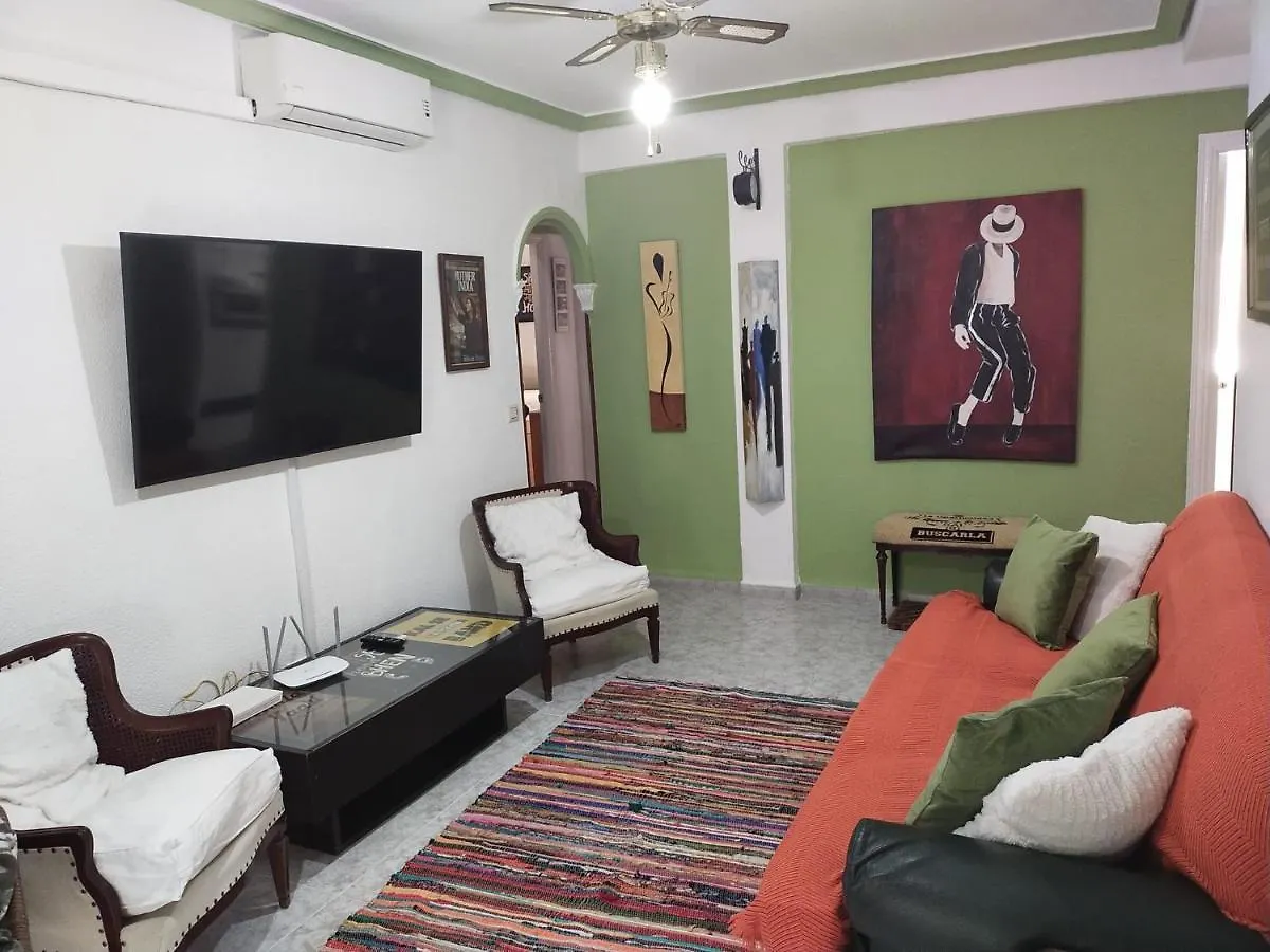 An Indian Bollywood Sevilla Experience - For Families, Couples & Business Trips 0*, Seville